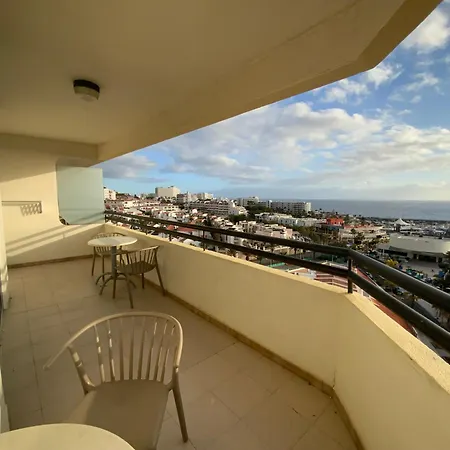 Отель Penthouse With Sea Views At 3 Strars Hovima Santa Maria Адехе